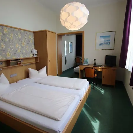 Pfaffenmühle Aschaffenburg/ Damm Hotel