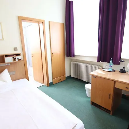Pfaffenmühle Aschaffenburg/ Damm Hotel Aschaffenburg